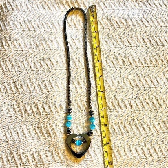 NEW 18” HEMATITE OPEN HEART W/TURQUOISE COLORED QUARTZ STONE NECKLACE - Picture 12 of 12